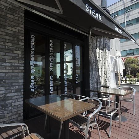 J-Top Hotel Siheung Exteriér fotografie
